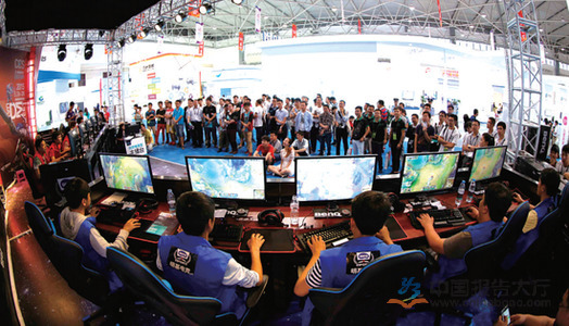 中均表现突 中均表现突