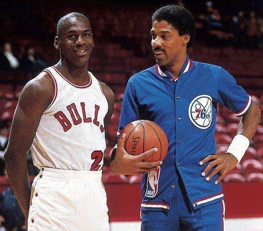 成了防守任 成了防守任