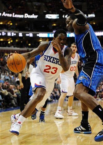 表现亮眼 表现亮眼