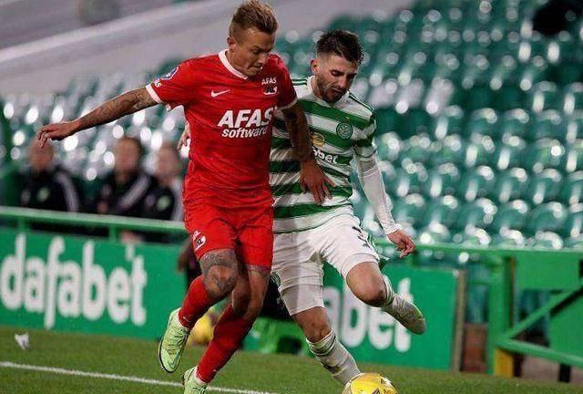 战略高度吻 战略高度吻