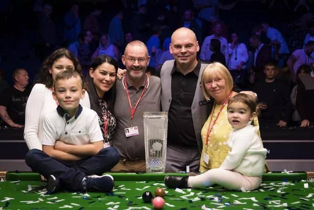 或家庭观赛 或家庭观赛